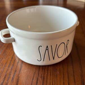 Rae Dunn Savor dish‎